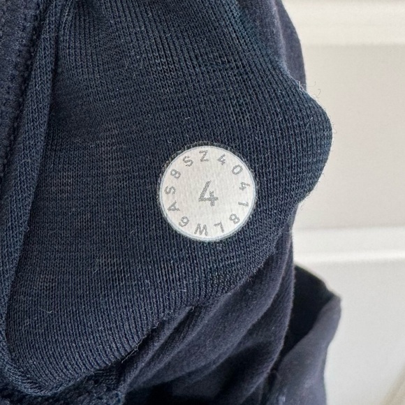 Lululemon Align High Rise Crop Leggings Navy Blue Size 4 Running Yoga Pants - Picture 8 of 10